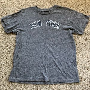 MENS MAJESTIC L NEW YORK YANKEES #2 PLAYER T-SHIRT